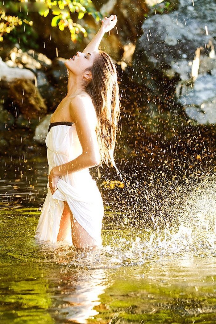 Marie Avgeropoulos in Shubra el Heima