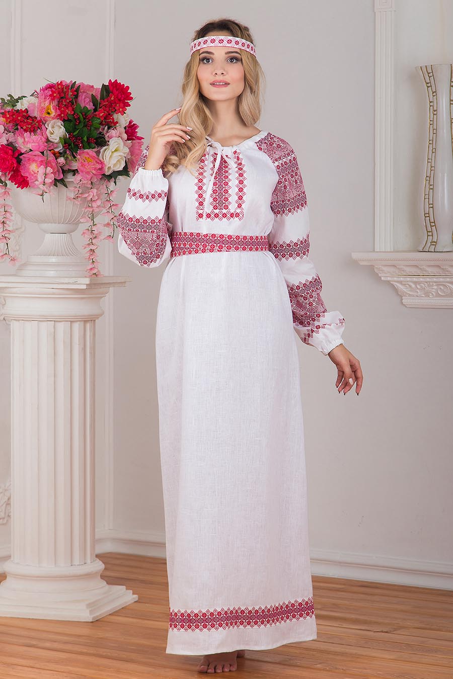 Women in Slavic costumes in Shubra el Heima