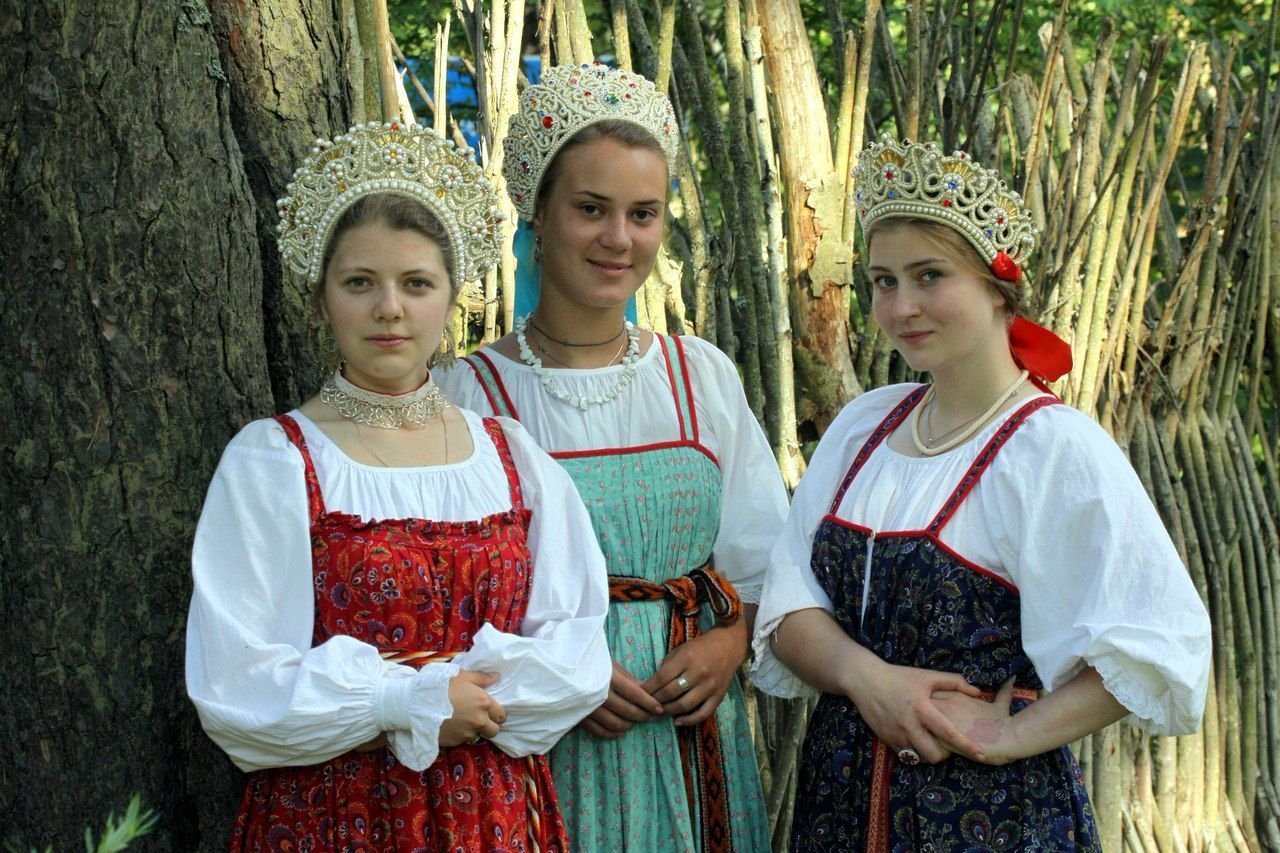 Sexy model Girls in Slavic costumes in Shubra el Heima